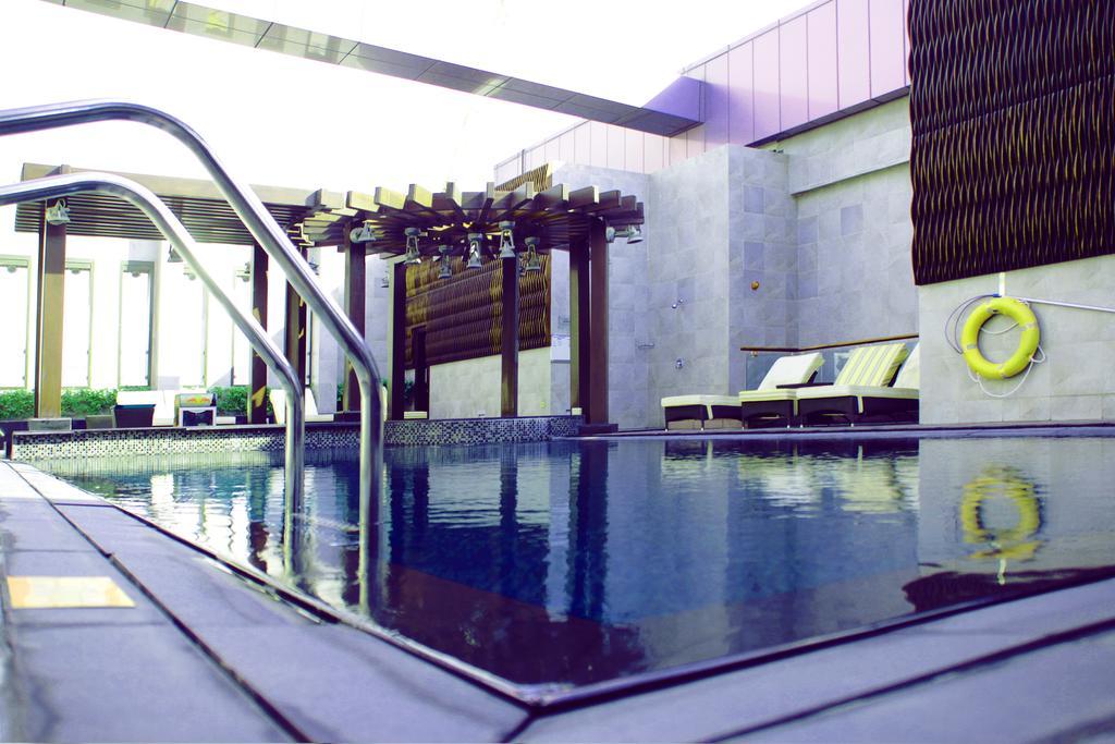 Halo Hotel Dubaj Kültér fotó