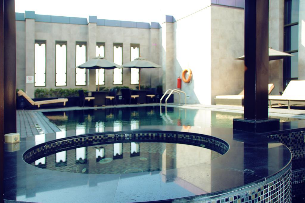 Halo Hotel Dubaj Kültér fotó