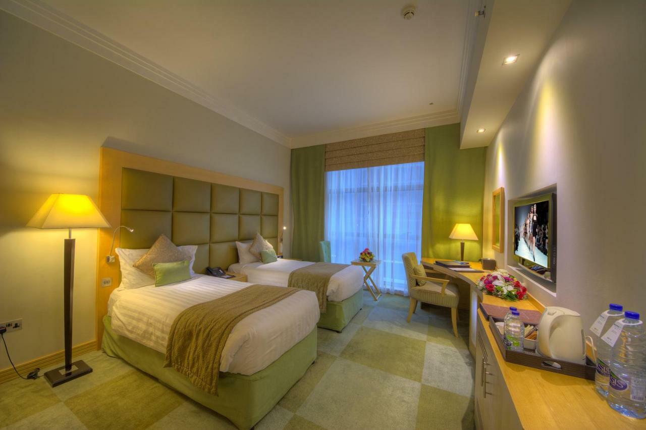 Halo Hotel Dubaj Kültér fotó