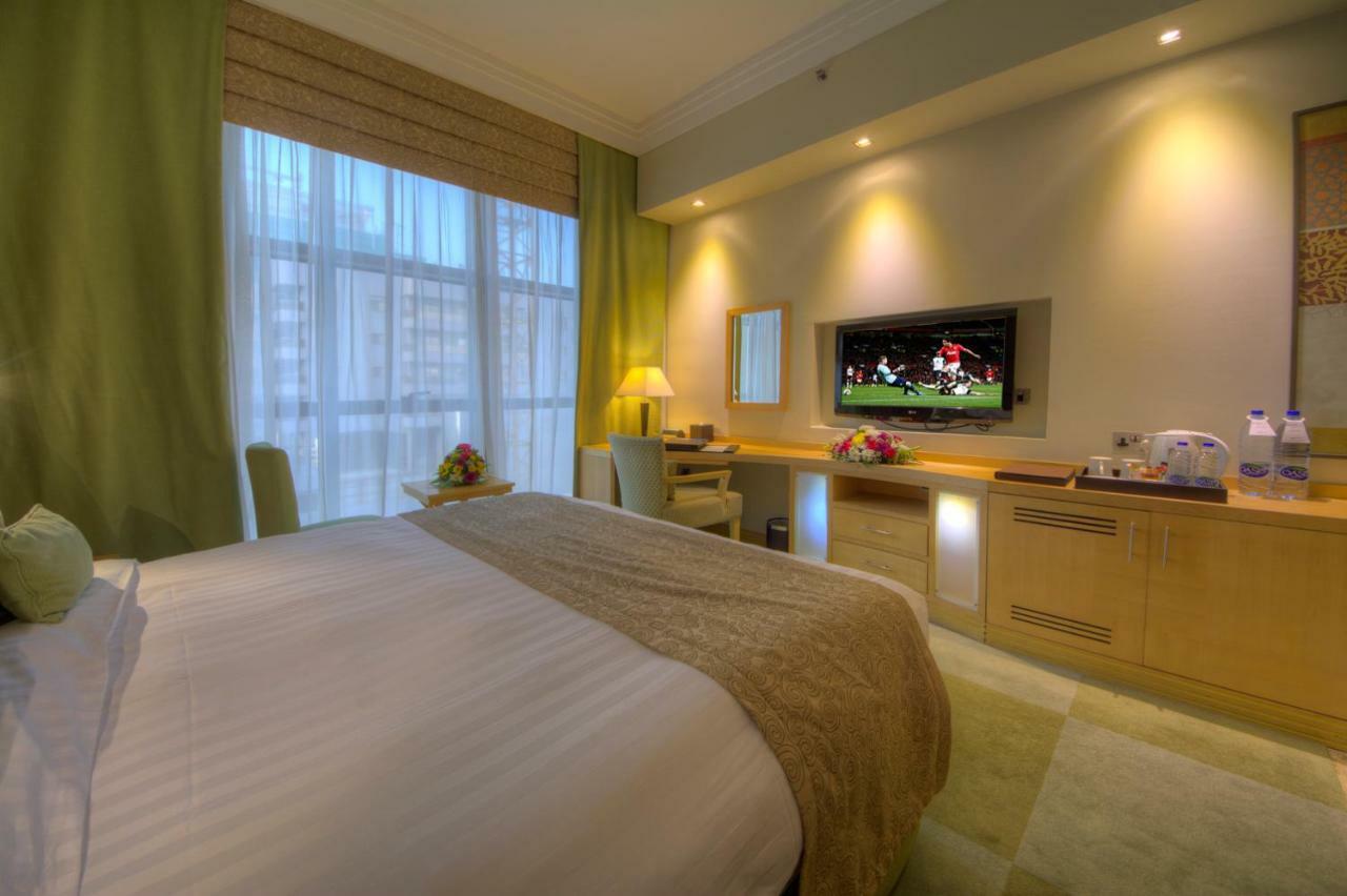Halo Hotel Dubaj Kültér fotó